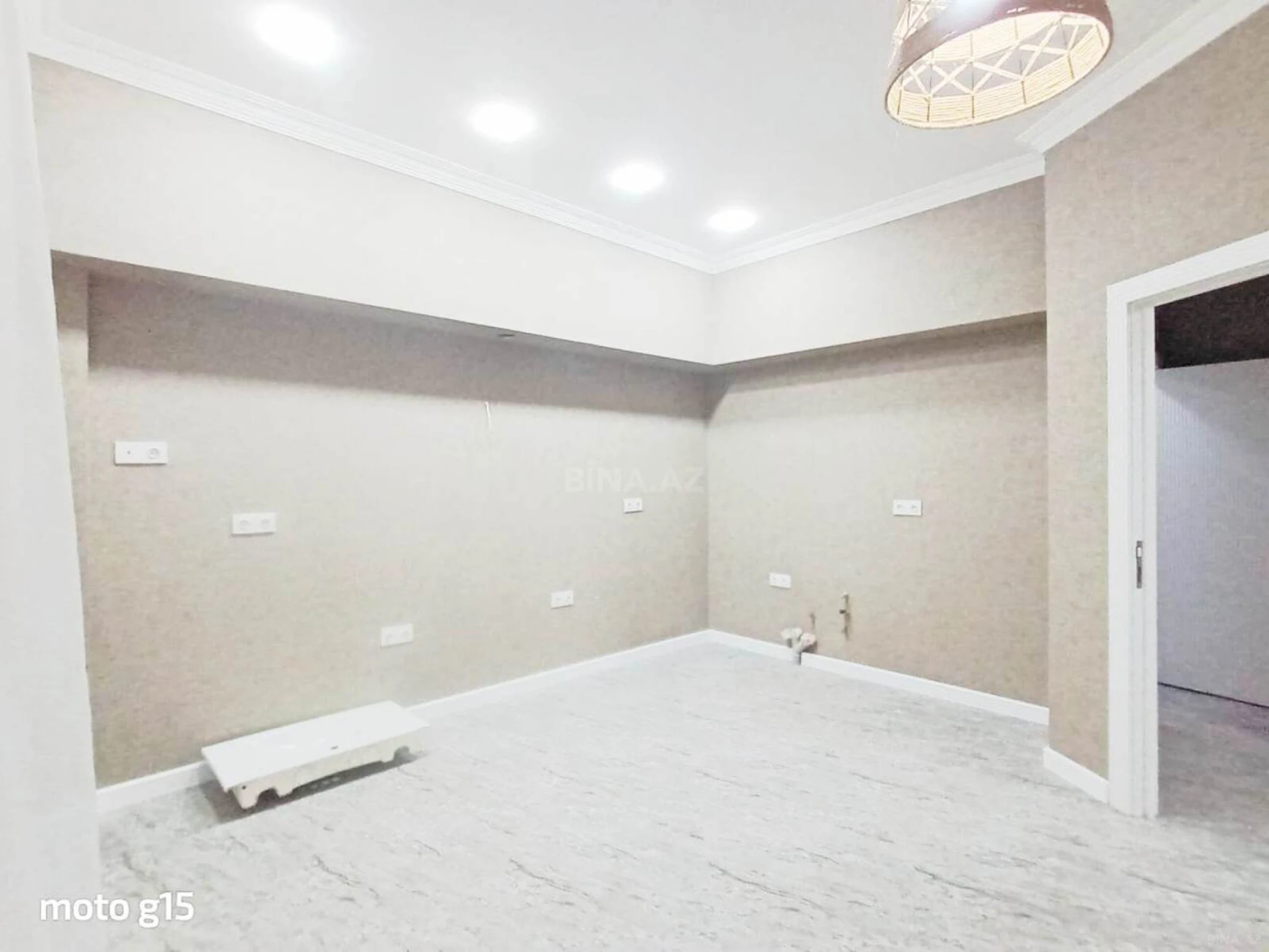 Satılır 3 otaqlı mənzil 111 m²