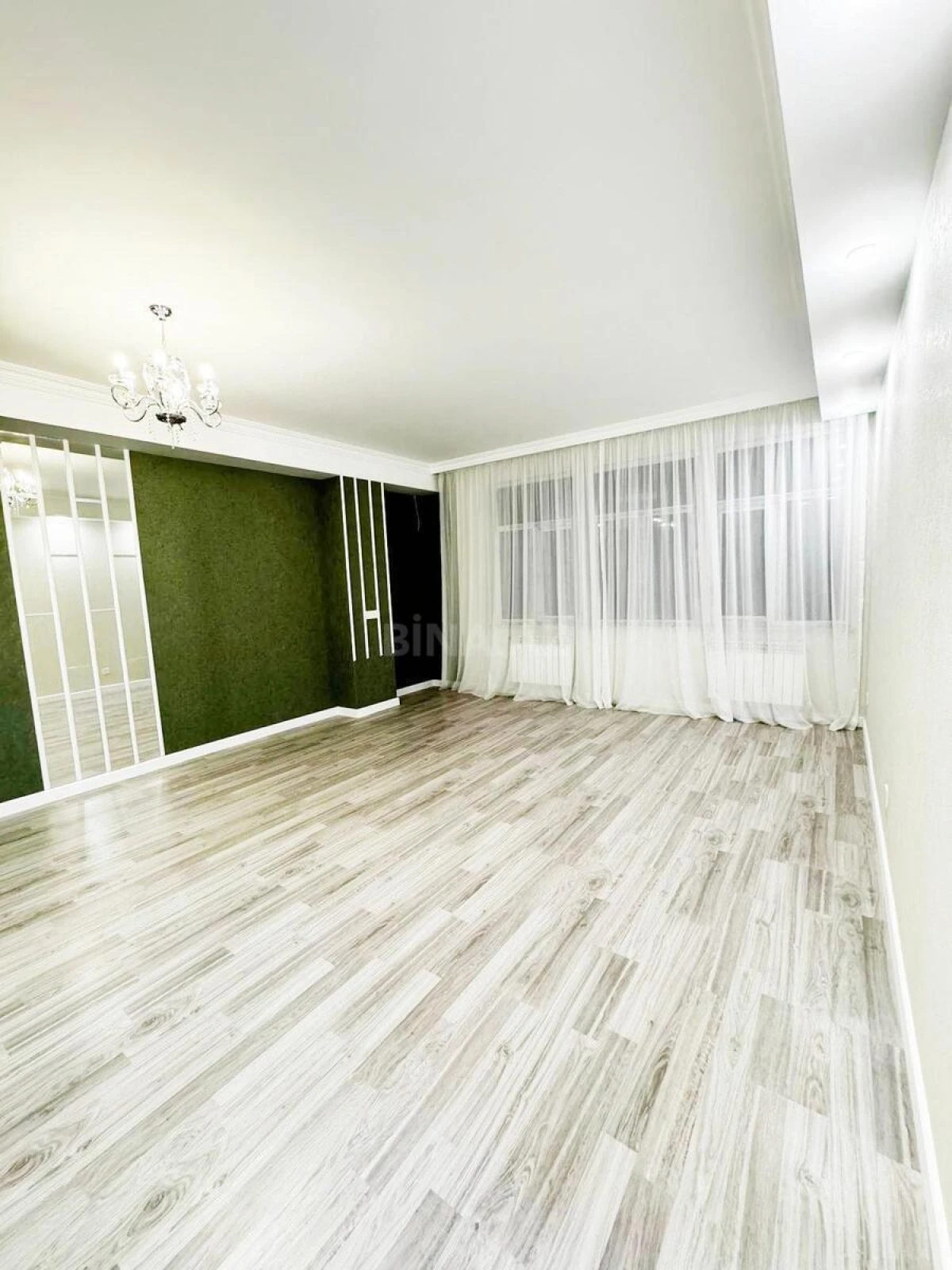 Satılır 3 otaqlı mənzil 111 m²