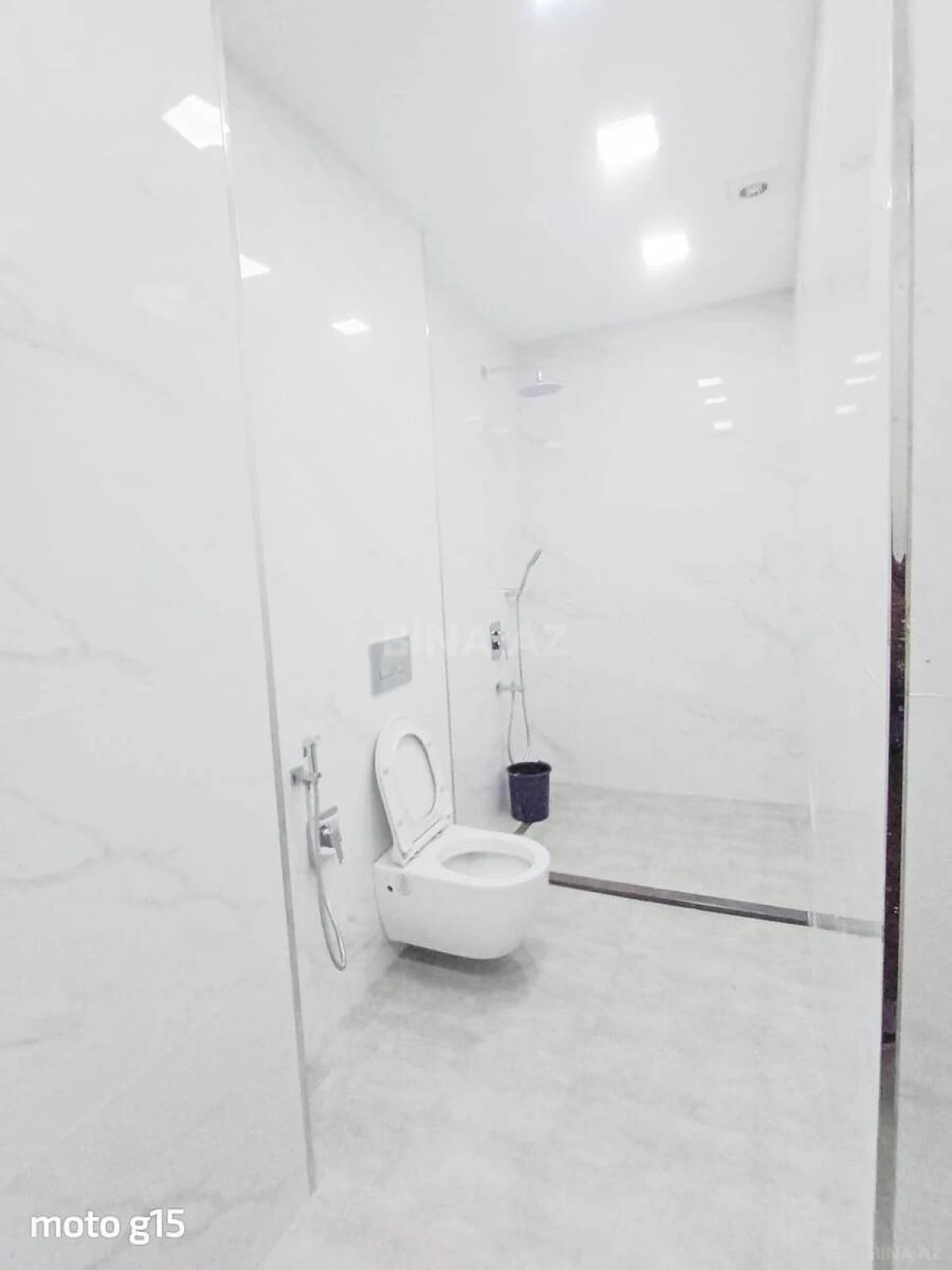 Satılır 3 otaqlı mənzil 111 m²