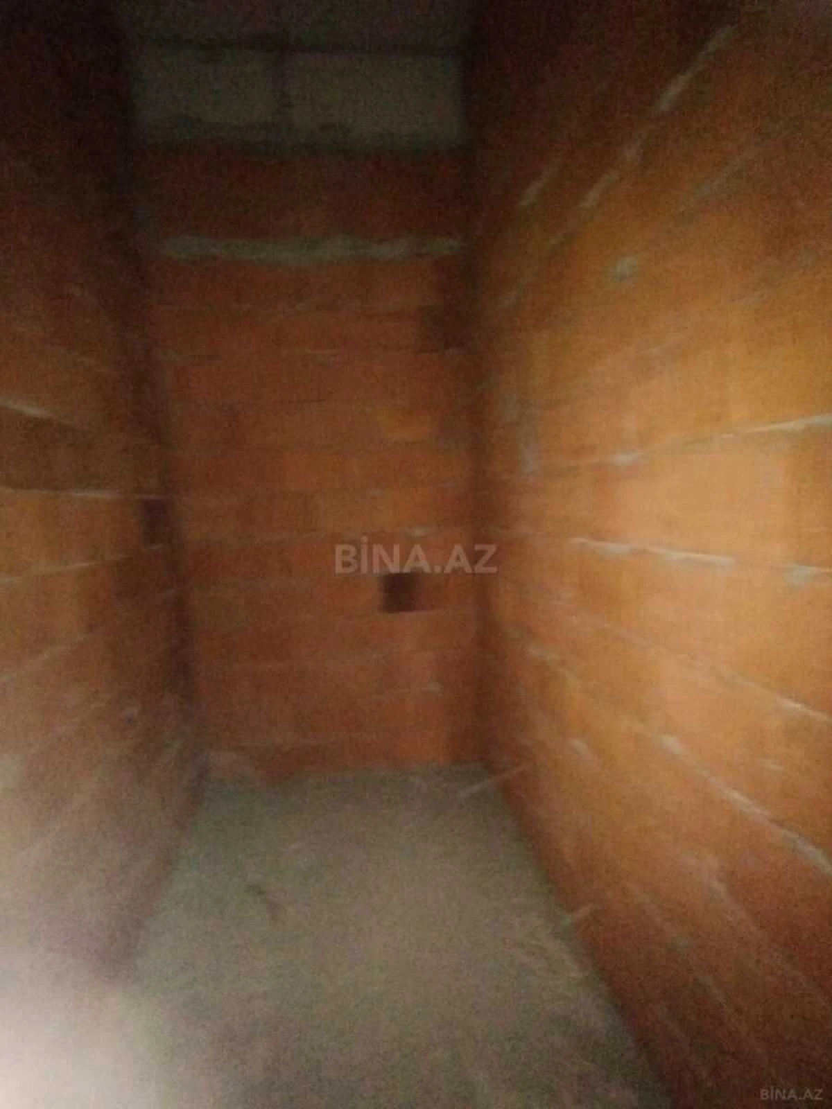 Satılır 3 otaqlı mənzil 113 m²