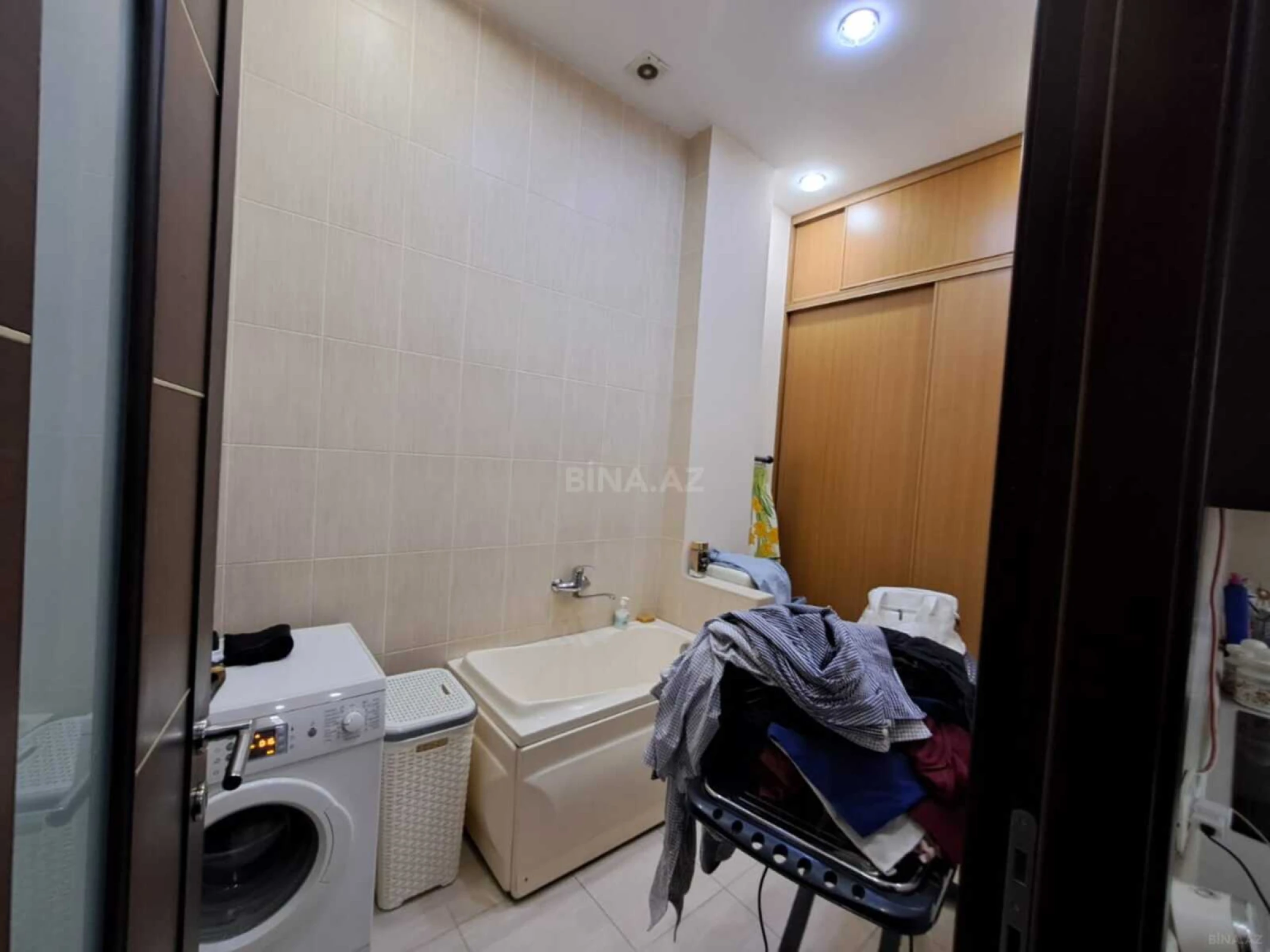 Kirayə verilir 3 otaqlı mənzil 163 m²