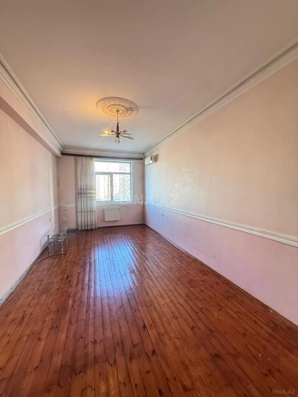 Kirayə verilir 3 otaqlı mənzil 120 m²