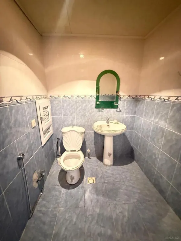 Kirayə verilir 3 otaqlı mənzil 120 m²