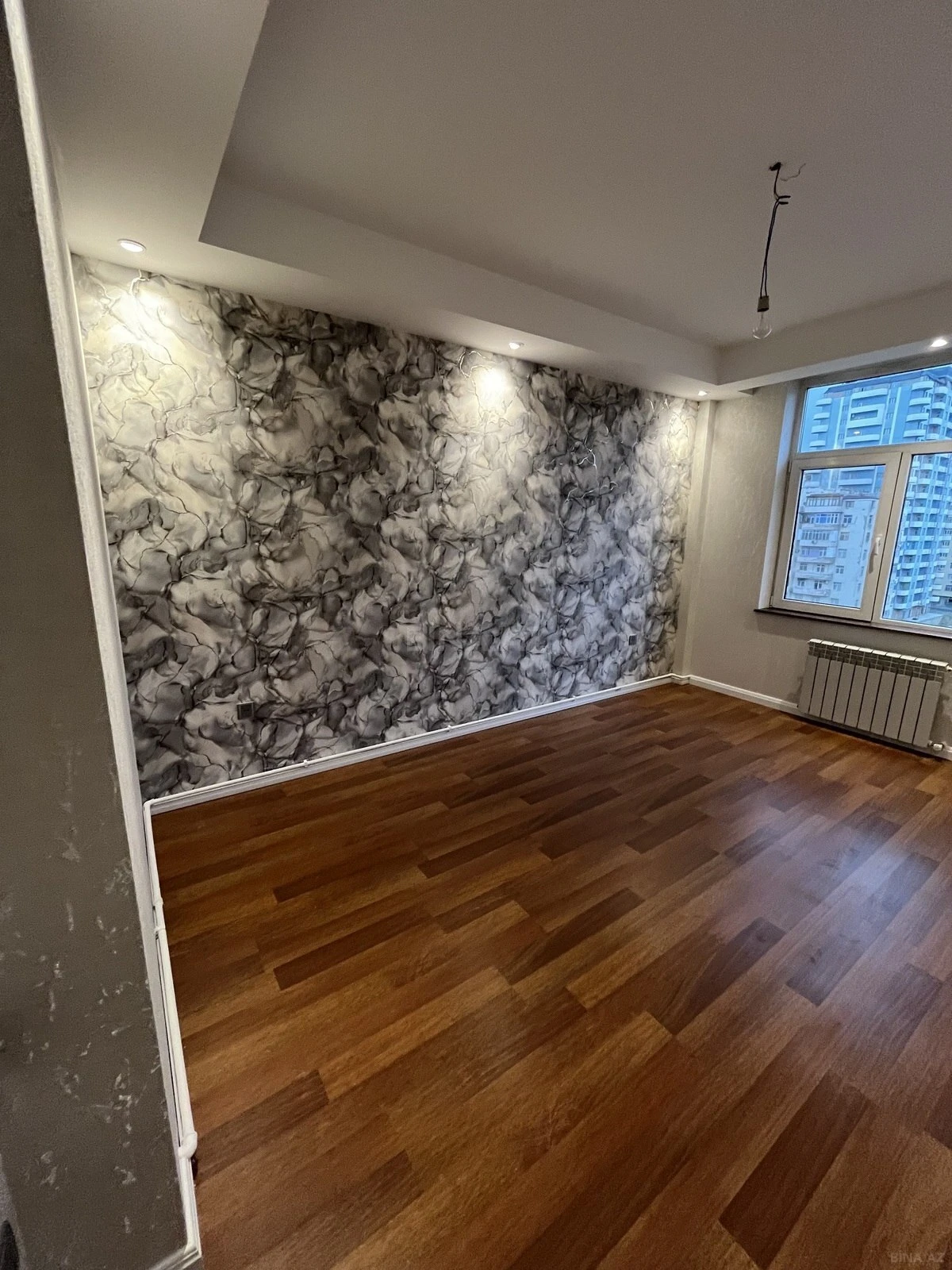 Kirayə verilir 2 otaqlı mənzil 60 m²