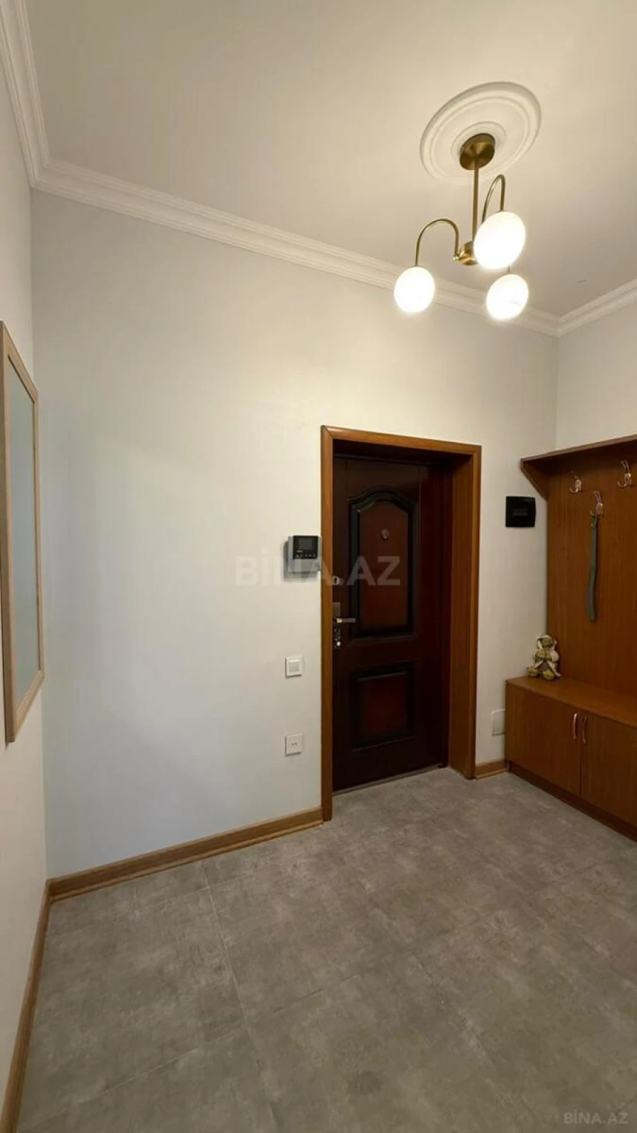 Kirayə verilir 2 otaqlı mənzil 60 m²