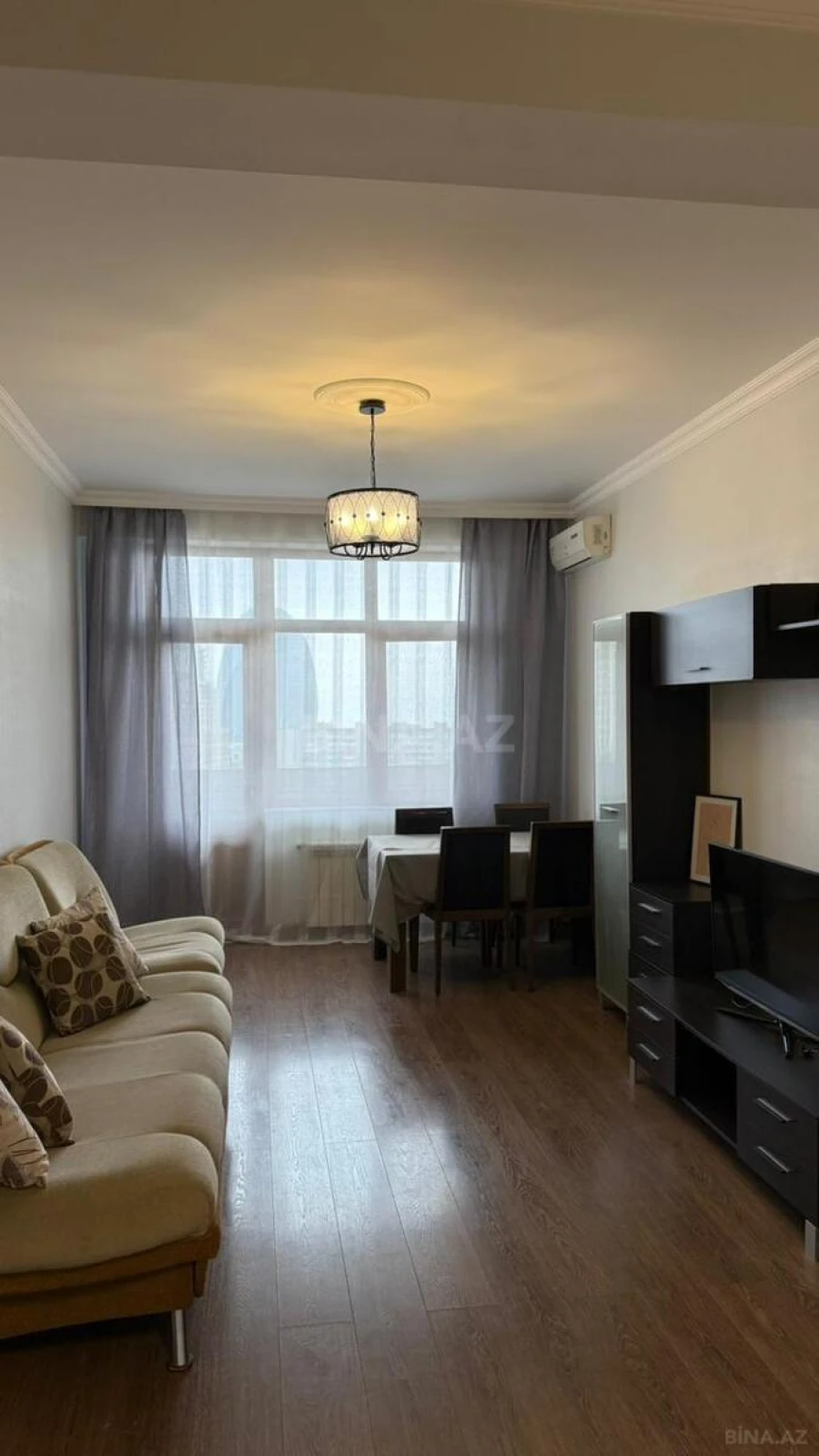 Kirayə verilir 2 otaqlı mənzil 60 m²