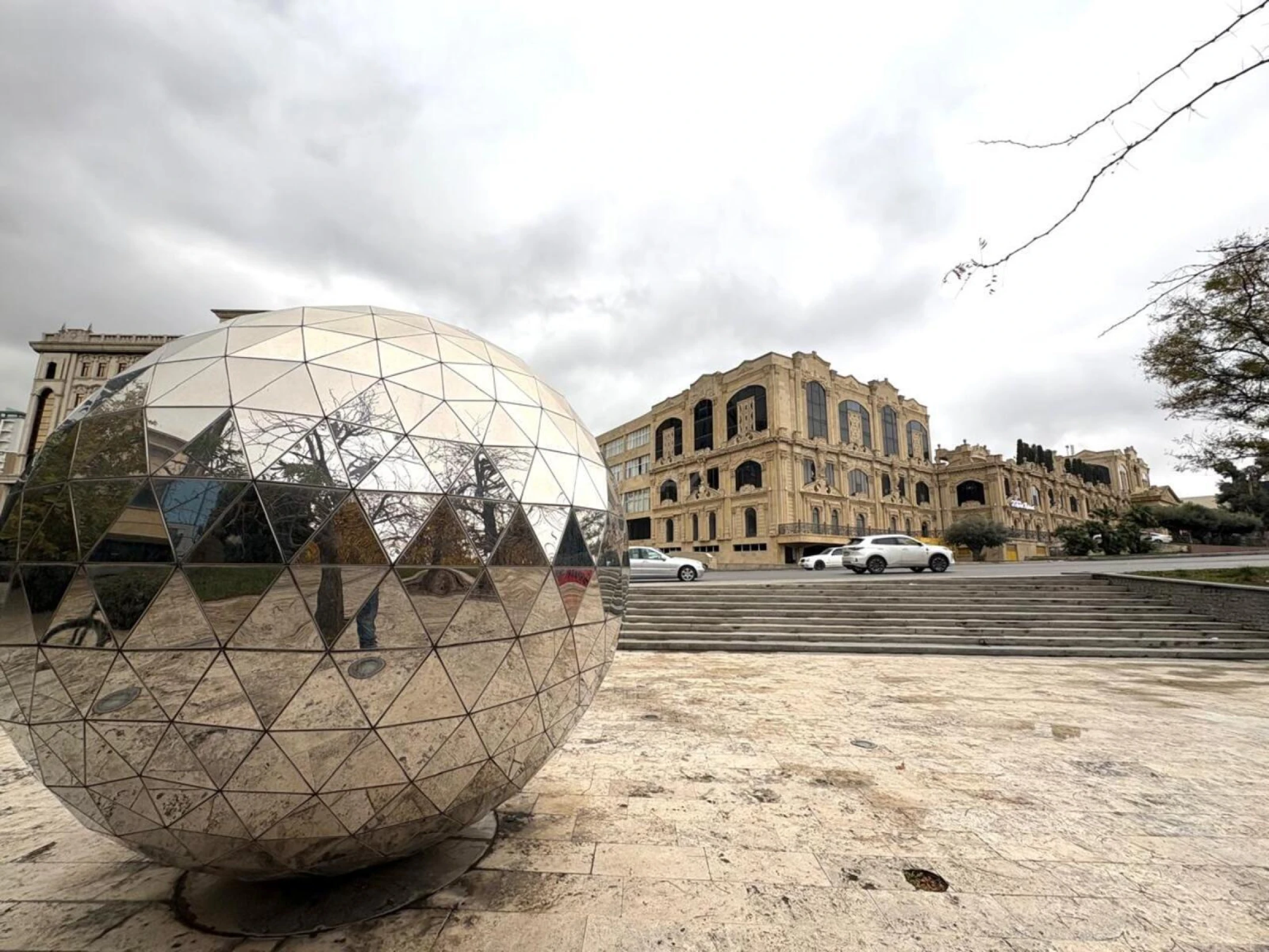 Satılır 4 otaqlı həyət evi 155 m²