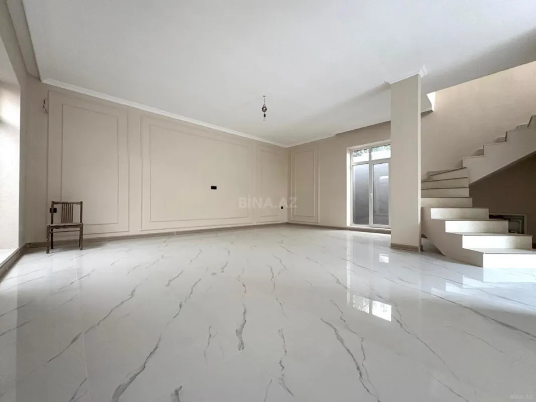 Satılır 4 otaqlı həyət evi 155 m²