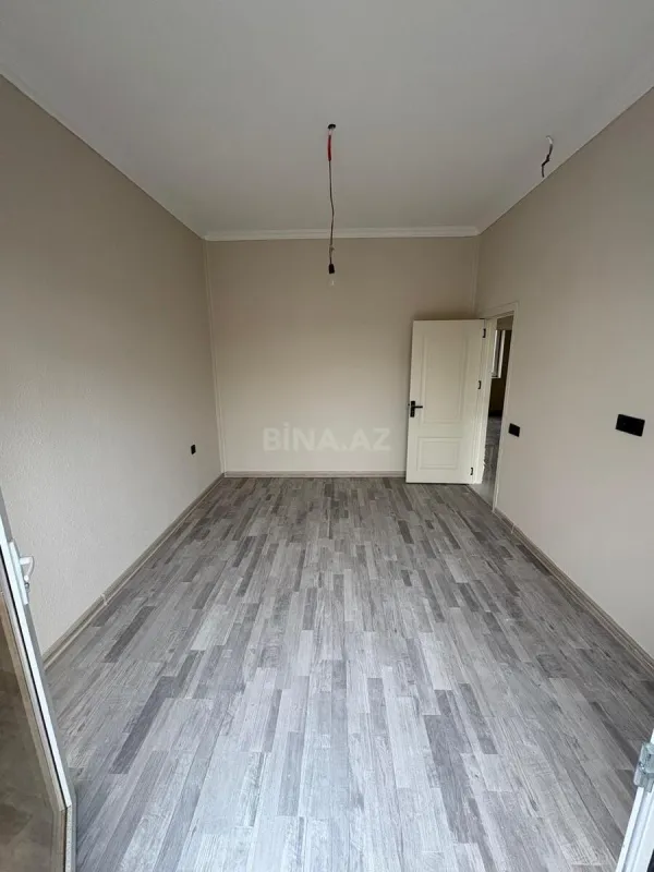 Satılır 4 otaqlı həyət evi 155 m²