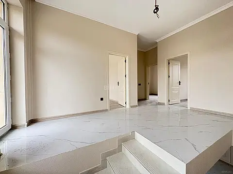 Satılır 4 otaqlı həyət evi 155 m²