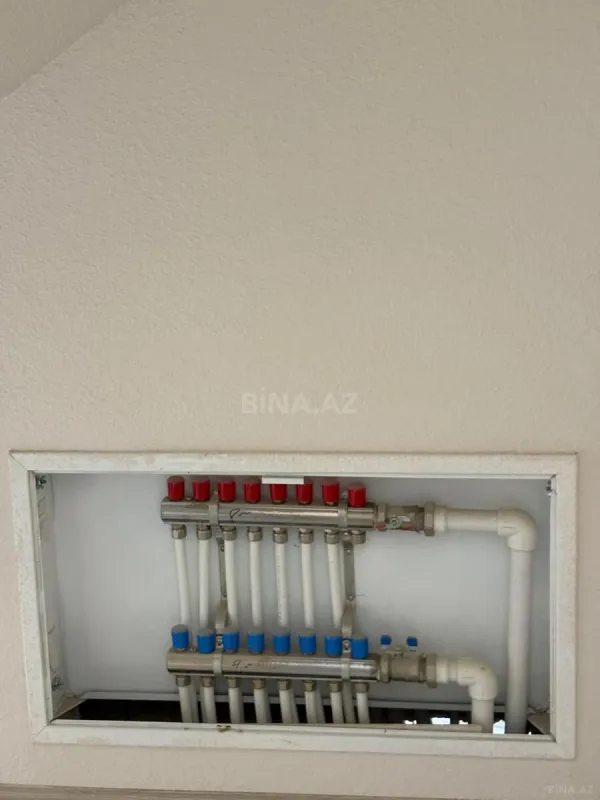 Satılır 4 otaqlı həyət evi 155 m²