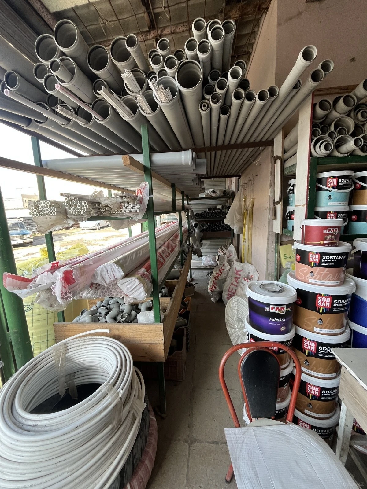 Satılır obyekt 135 m²