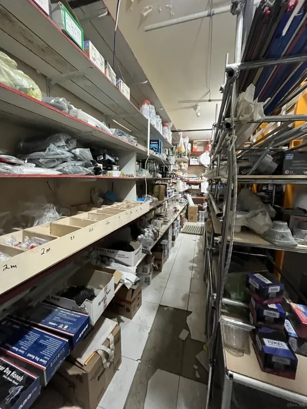 Satılır obyekt 135 m²