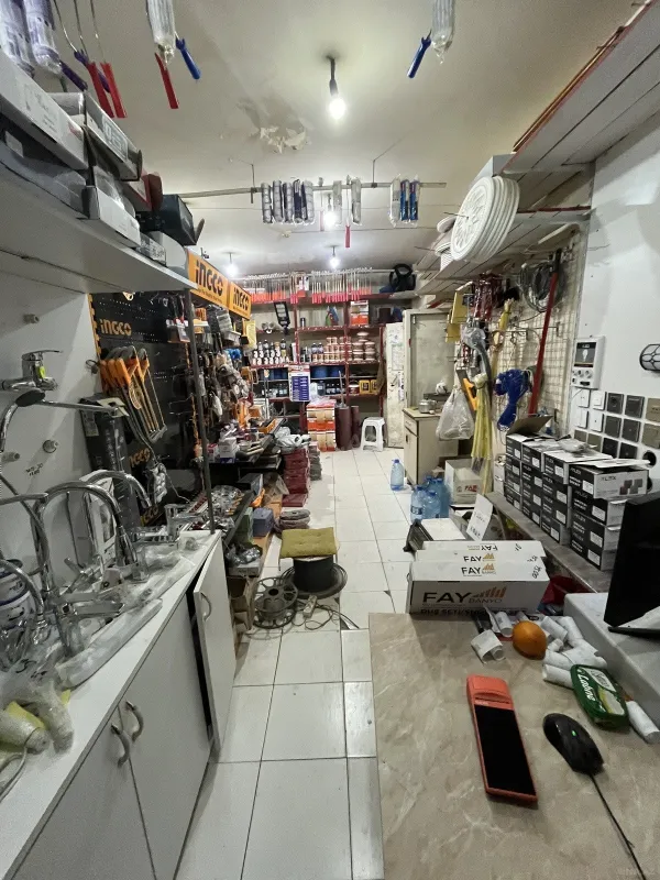 Satılır obyekt 135 m²