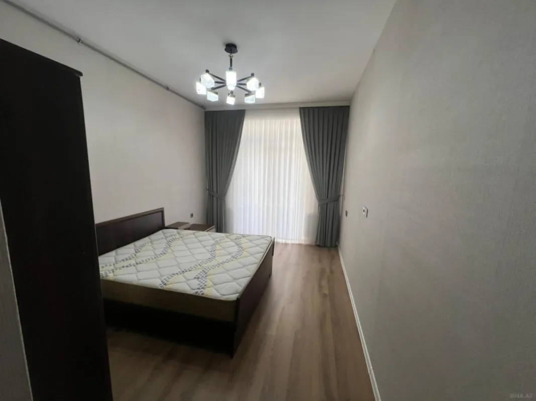 Kirayə verilir 2 otaqlı mənzil 70 m²