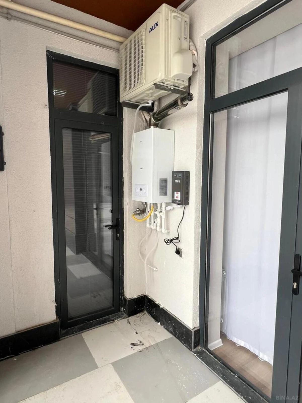 Kirayə verilir 2 otaqlı mənzil 70 m²