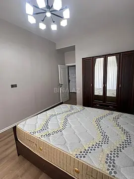 Kirayə verilir 2 otaqlı mənzil 70 m²