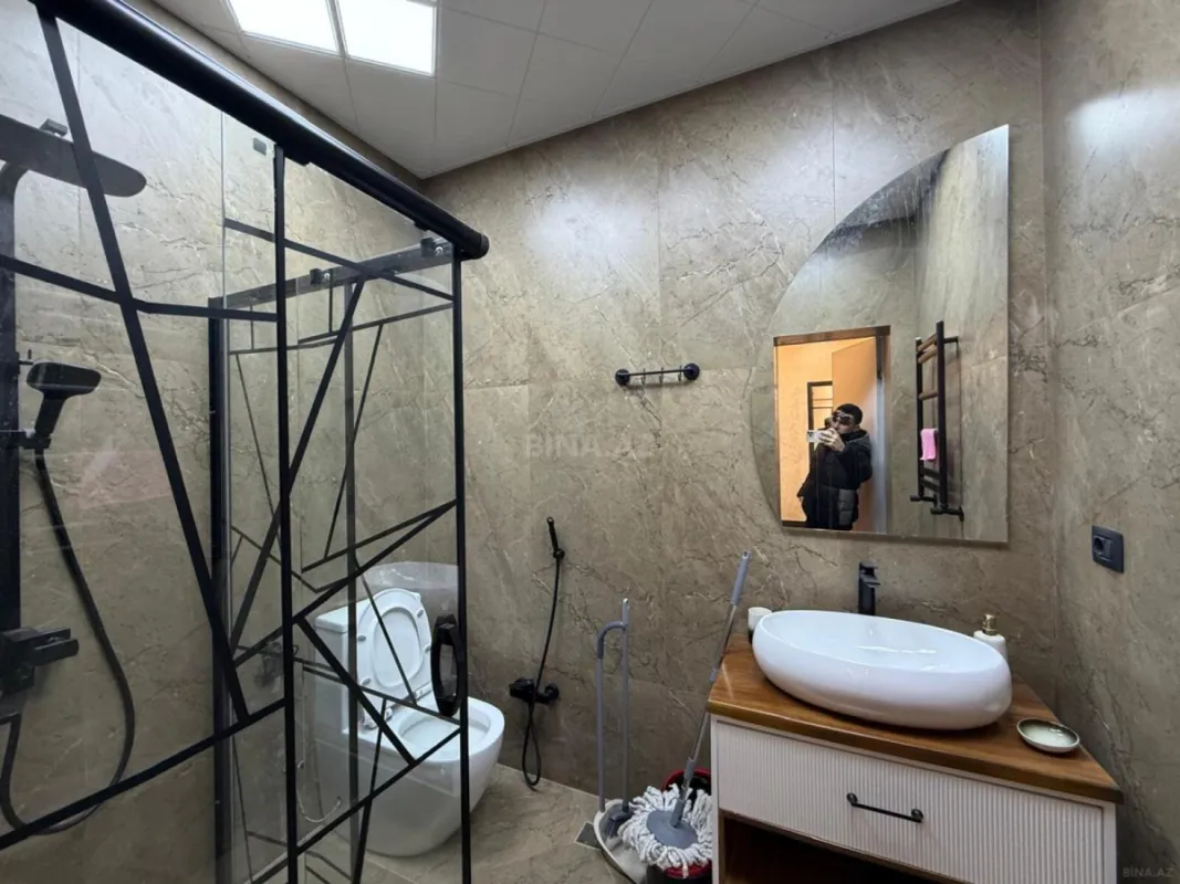 Satılır 2 otaqlı mənzil 70 m²