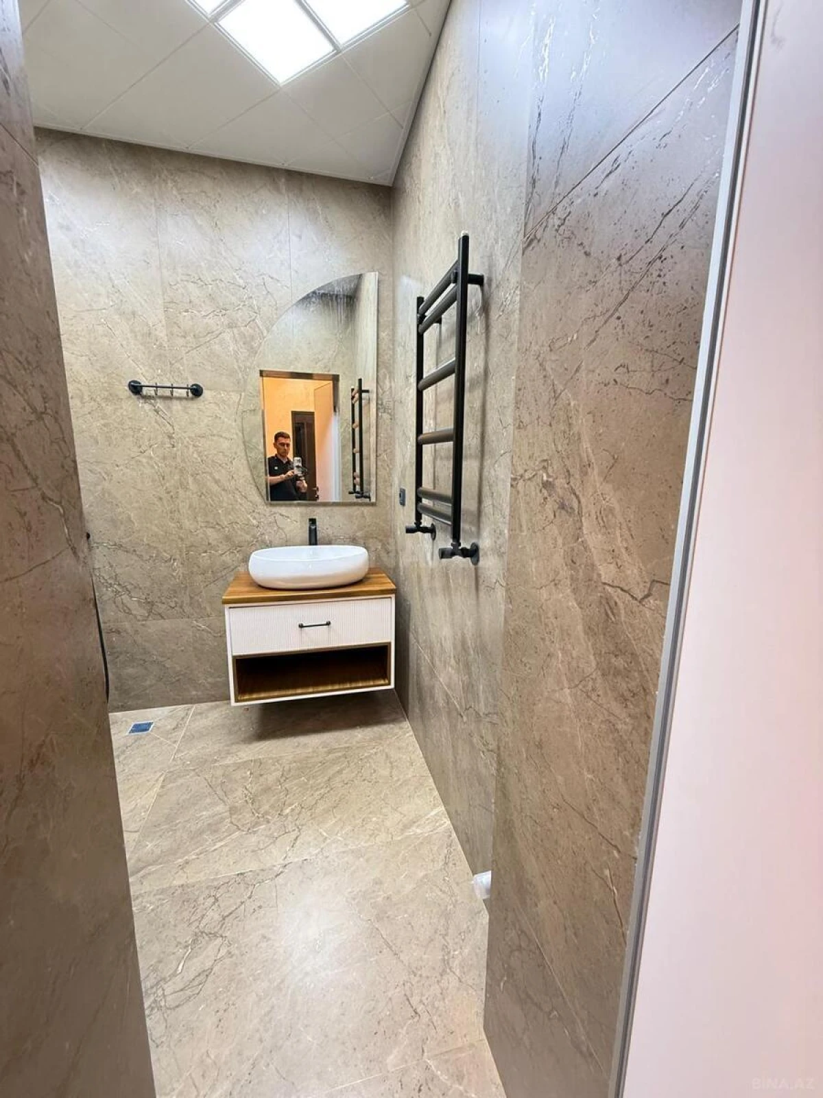 Satılır 2 otaqlı mənzil 70 m²