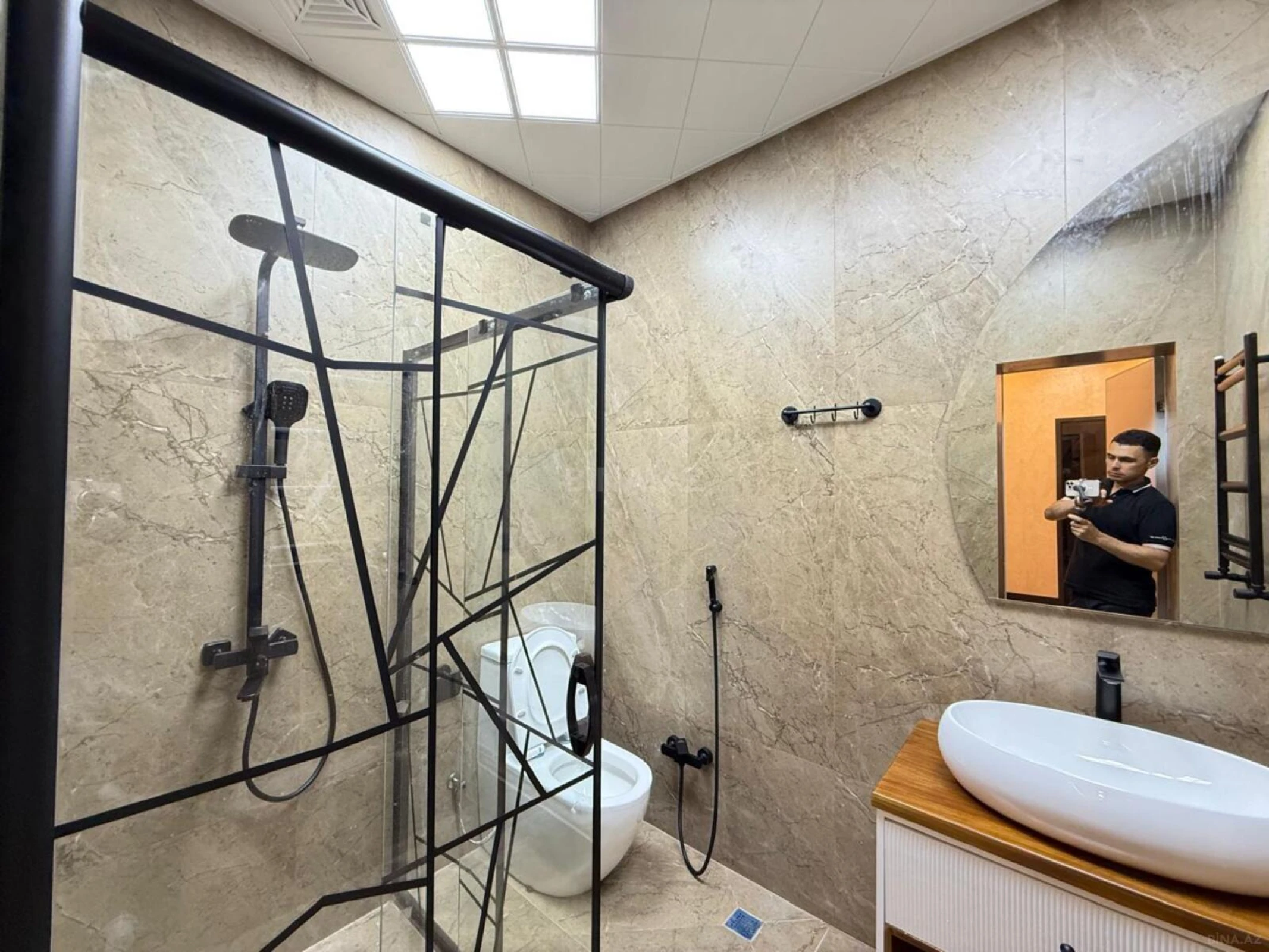 Satılır 2 otaqlı mənzil 70 m²