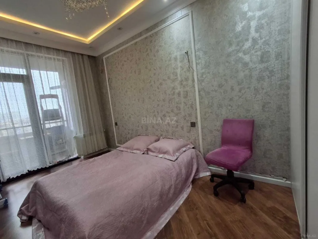 Satılır 2 otaqlı mənzil 73 m²