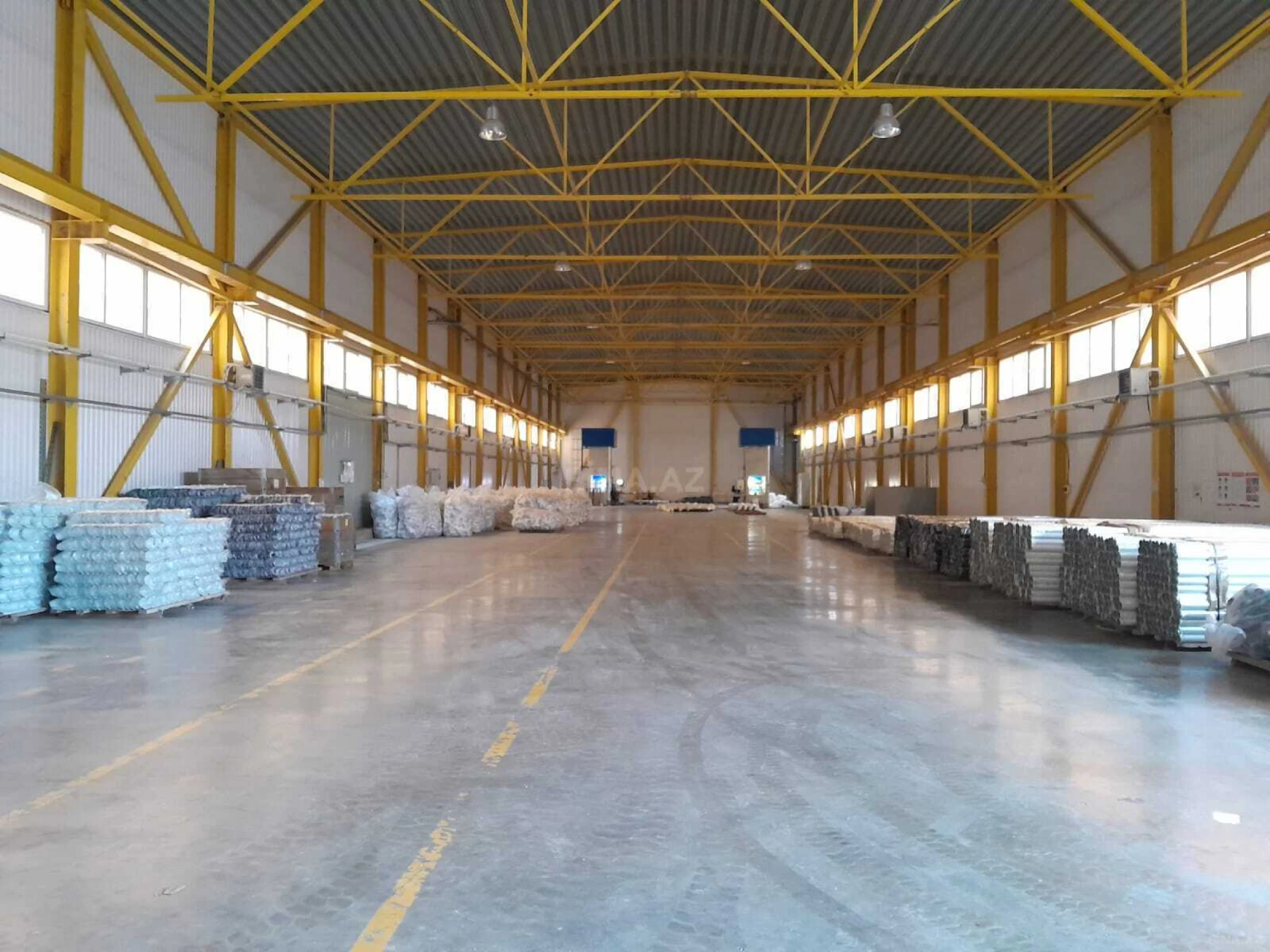 Satılır obyekt 3000 m²