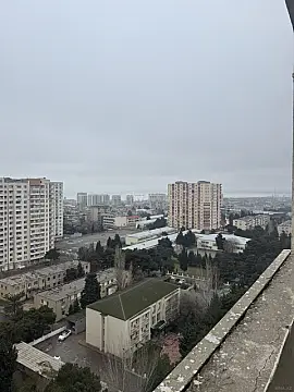 Satılır 4 otaqlı mənzil 158 m²
