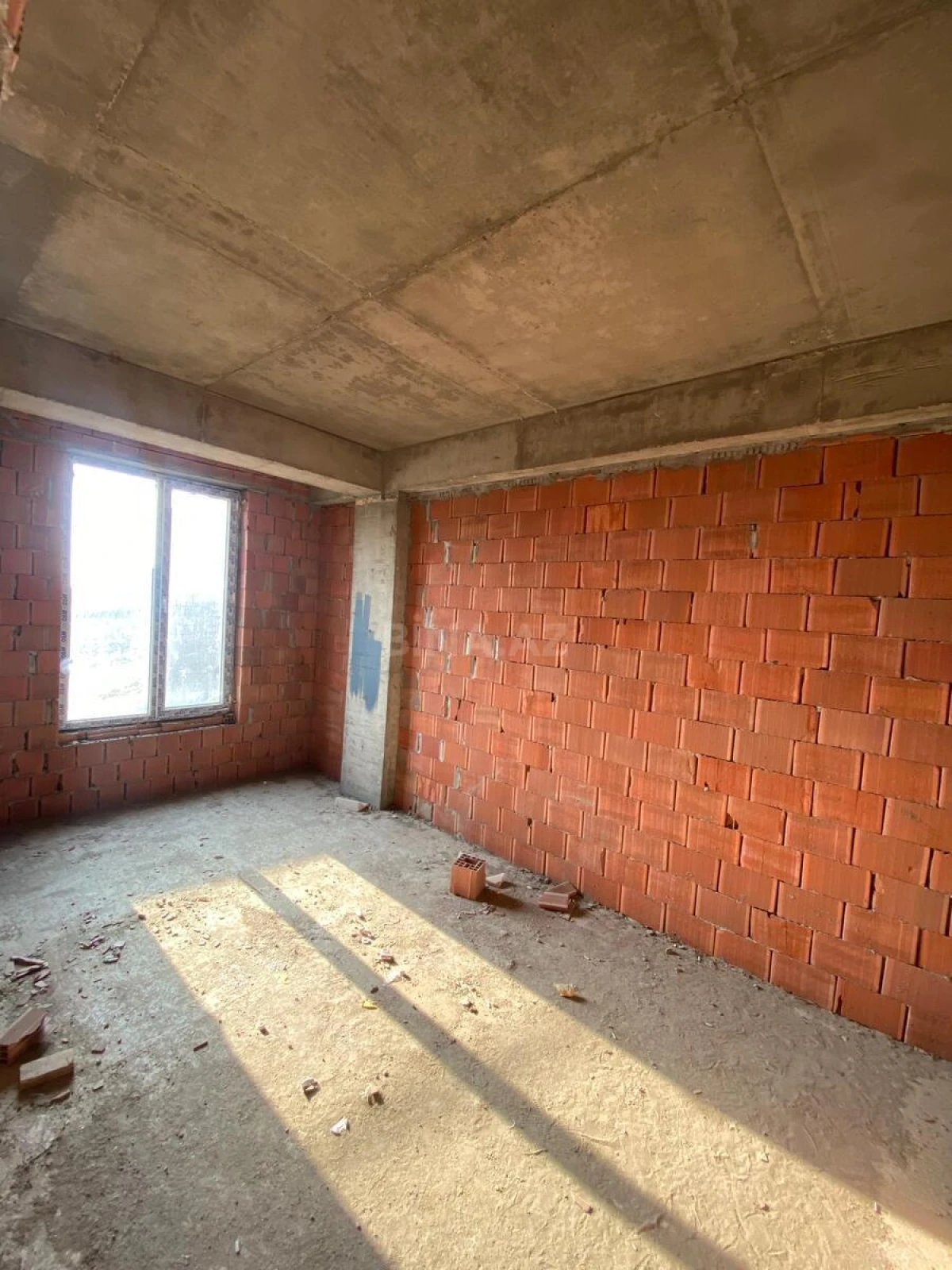 Satılır 2 otaqlı mənzil 52 m²