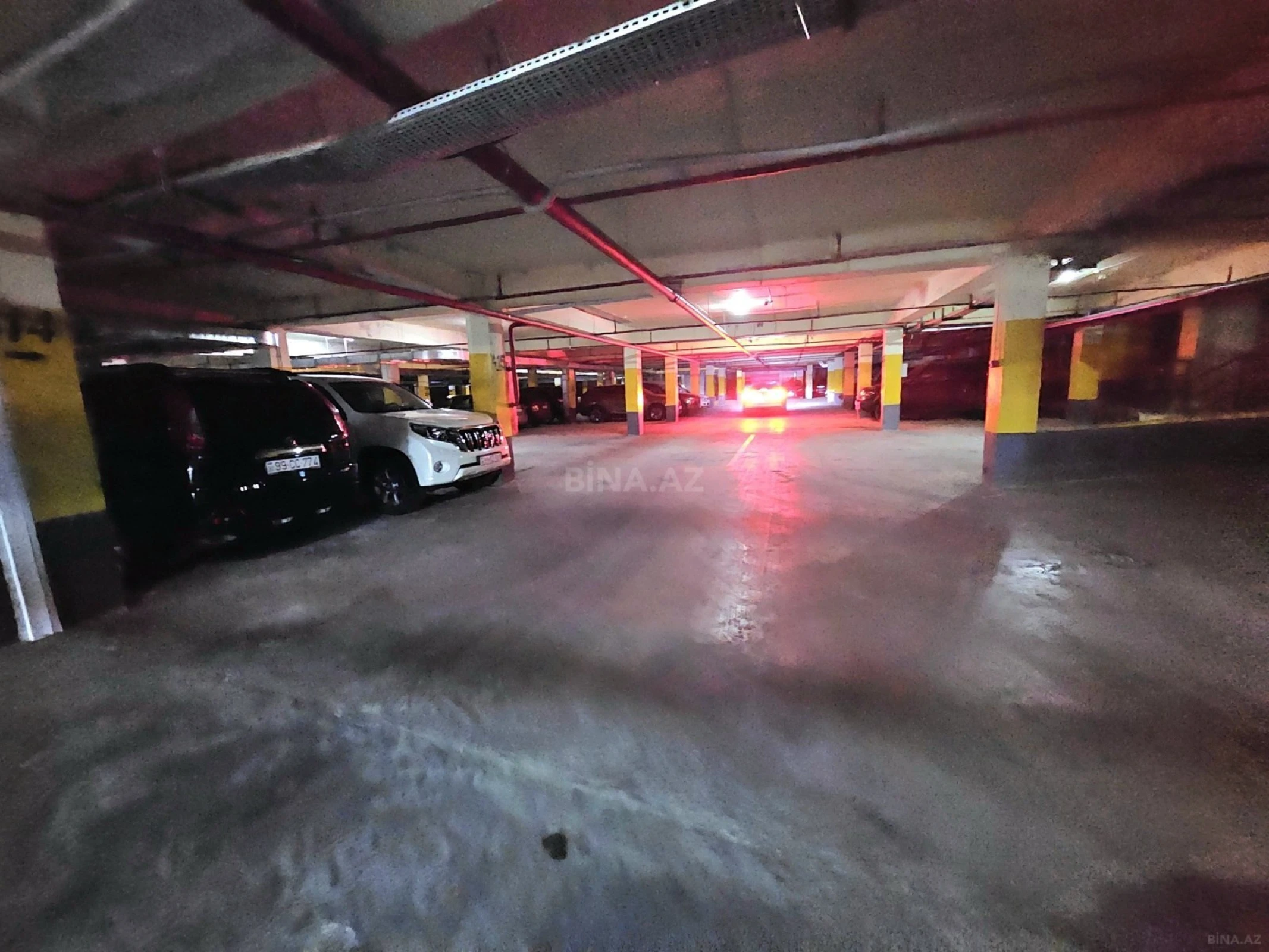 Satılır 3 otaqlı mənzil 104 m²