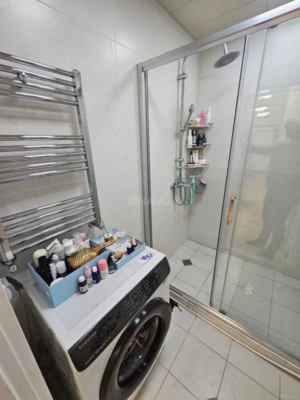 Satılır 3 otaqlı mənzil 104 m²