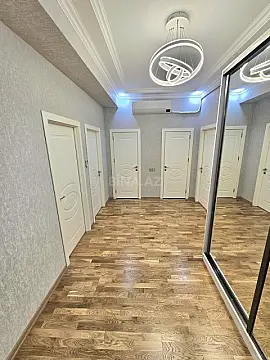 Satılır 3 otaqlı mənzil 104 m²