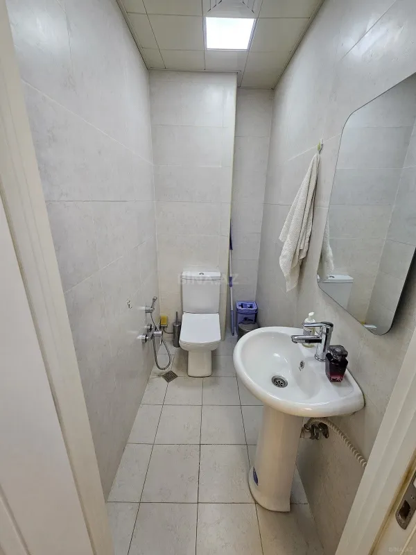 Satılır 3 otaqlı mənzil 104 m²