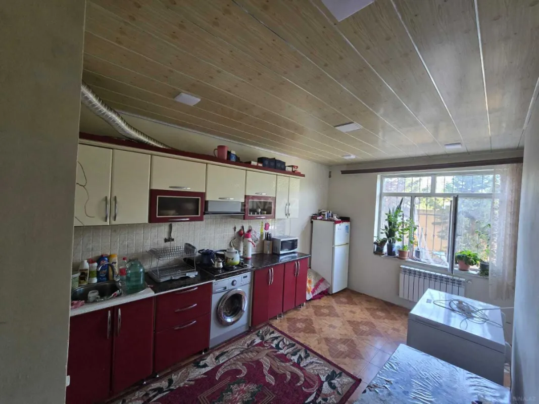 Satılır 2 otaqlı mənzil 70 m²