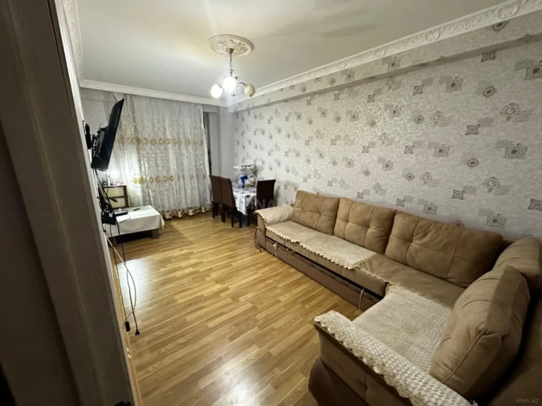 Satılır 2 otaqlı mənzil 70 m²