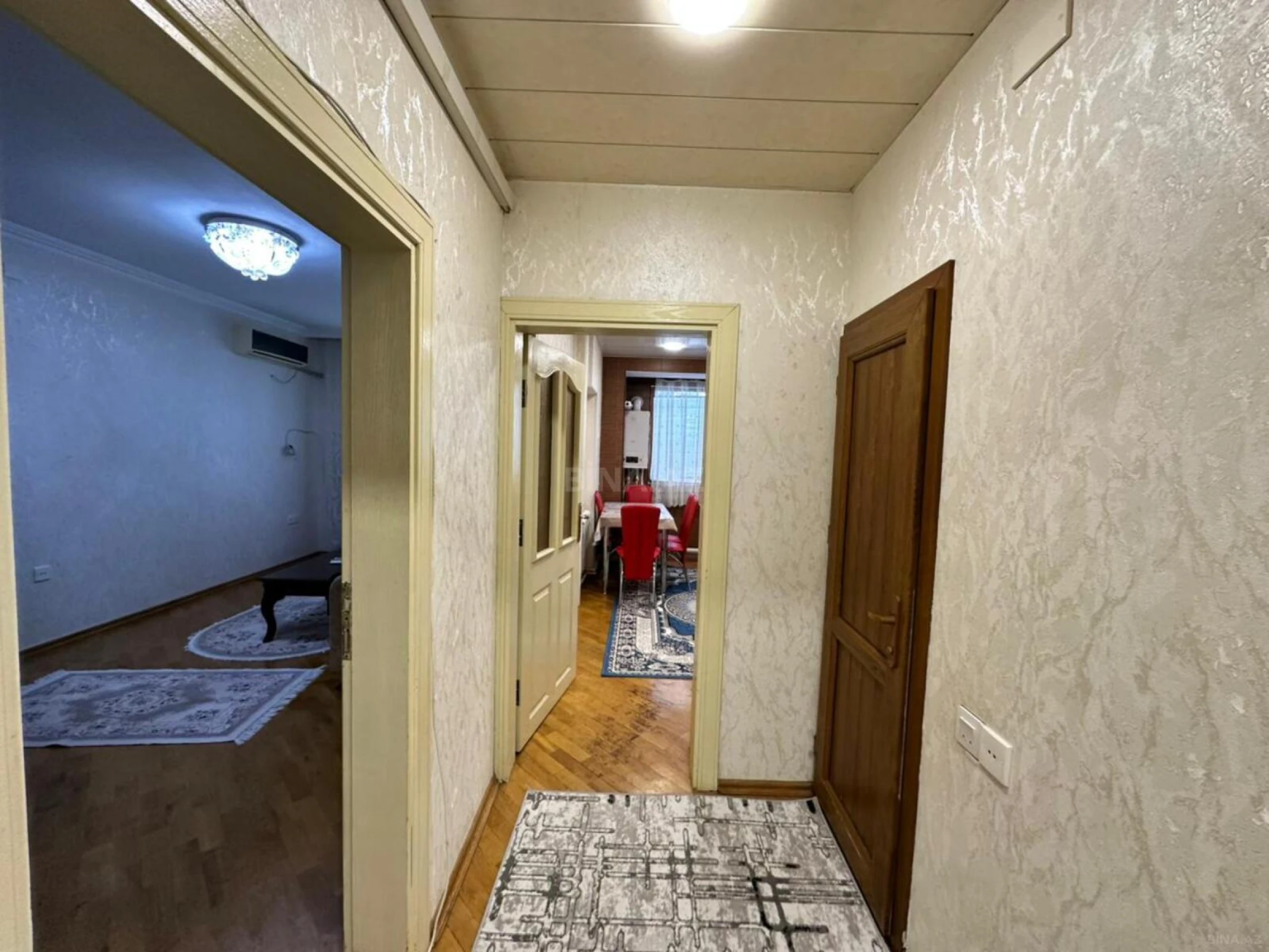 Satılır 2 otaqlı mənzil 60 m²