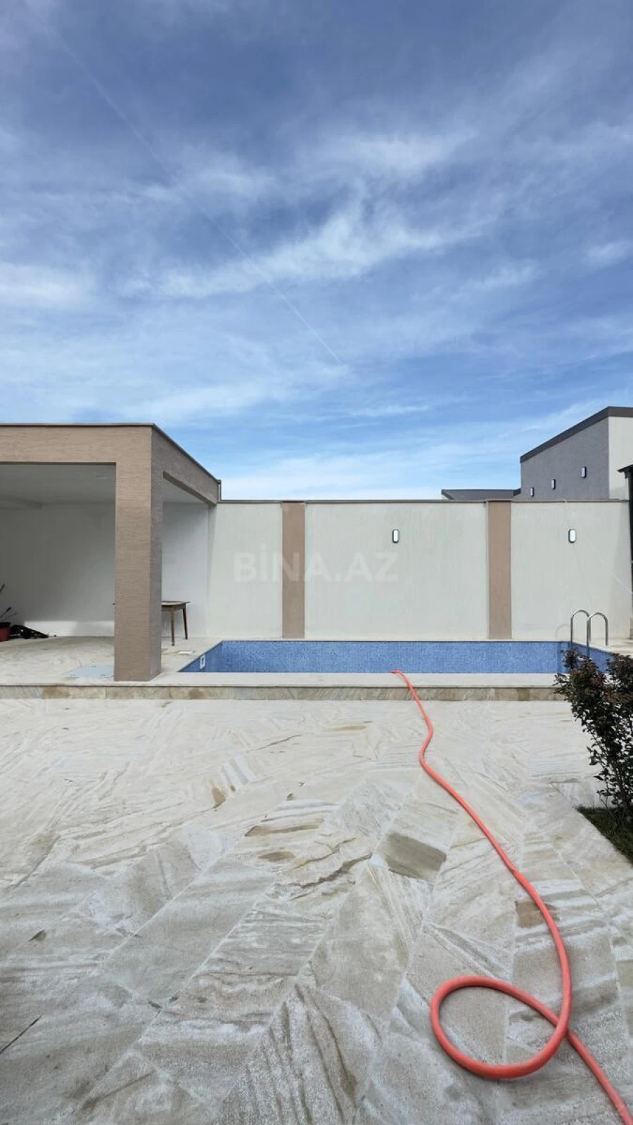 Satılır 4 otaqlı həyət evi 170 m²