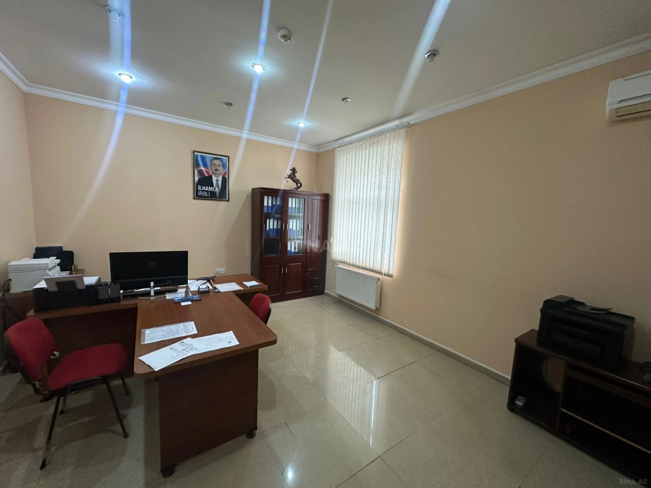 Satılır obyekt 1700 m²