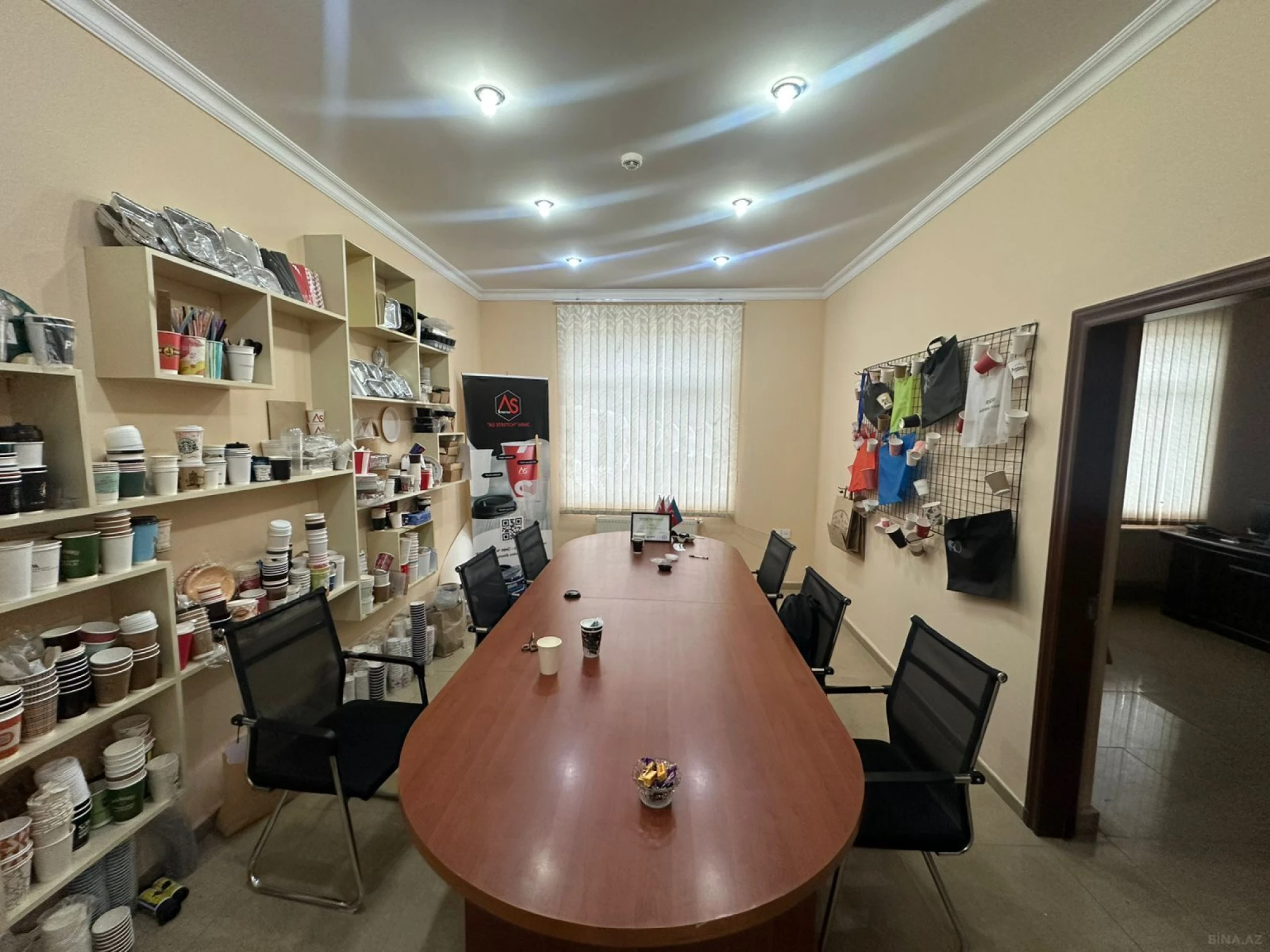 Satılır obyekt 1700 m²