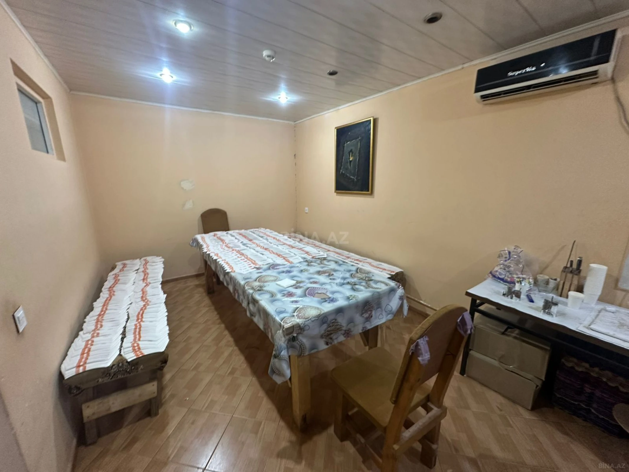 Satılır obyekt 1700 m²