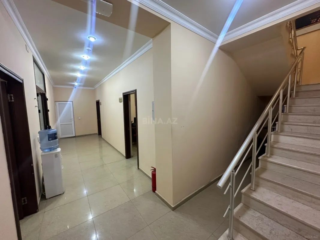 Satılır obyekt 1700 m²