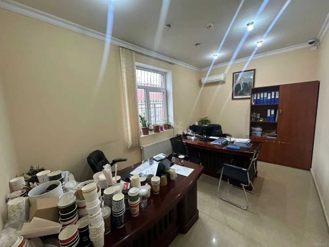 Satılır obyekt 1700 m²