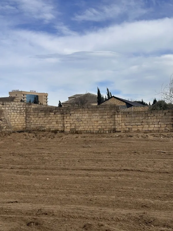 Satılır torpaq sahəsi 2 m²