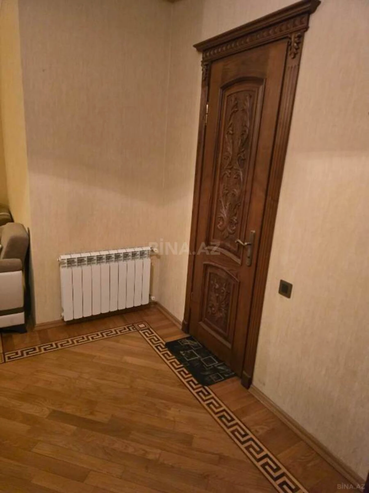 Satılır 3 otaqlı mənzil 134 m²