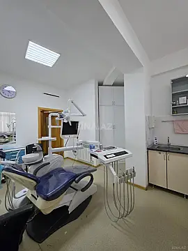 Satılır obyekt 105 m²