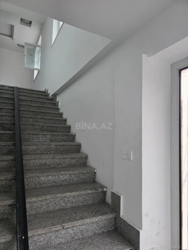 Satılır obyekt 105 m²