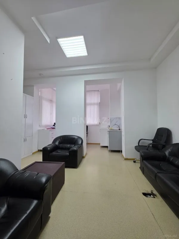 Satılır obyekt 105 m²