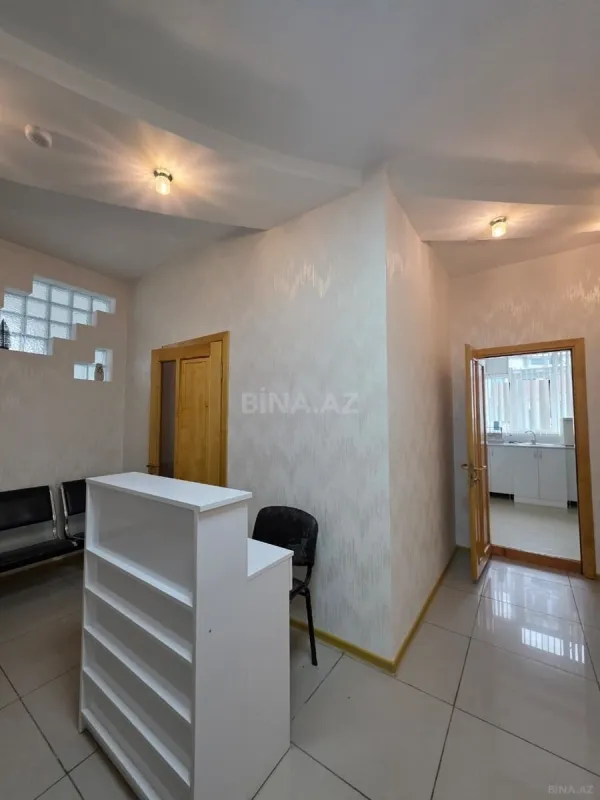 Satılır obyekt 105 m²