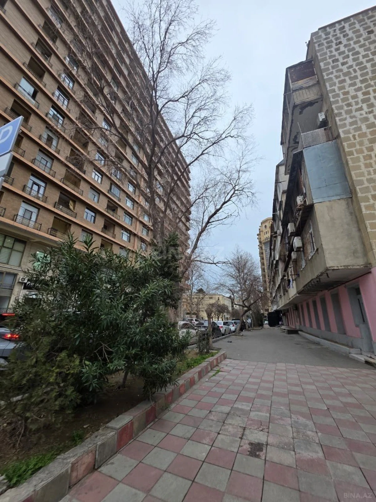 Satılır obyekt 105 m²