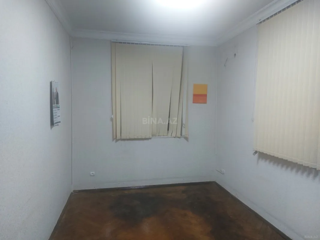 Kirayə verilir 3 otaqlı ofis 65 m²
