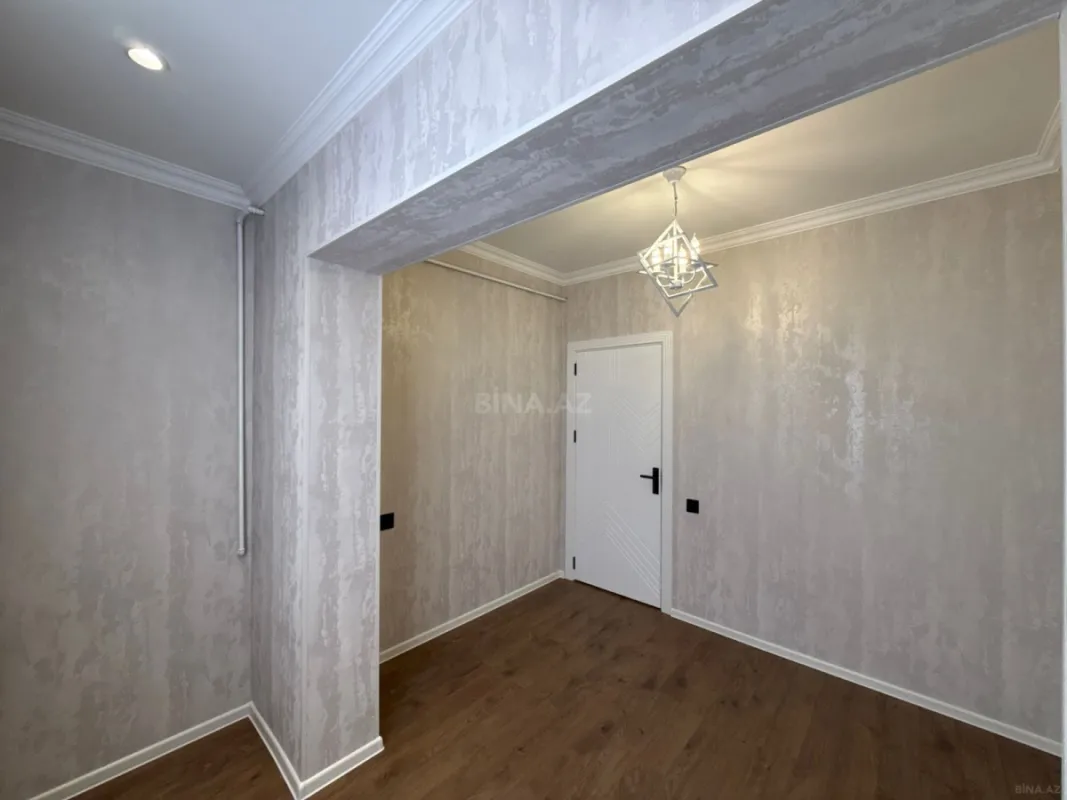 Satılır 2 otaqlı mənzil 65 m²